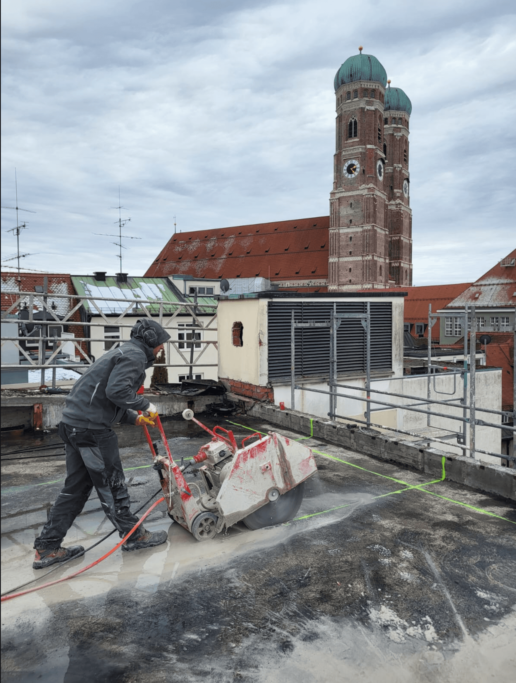 Deckensäge — Bodenplatten & Decken – 3